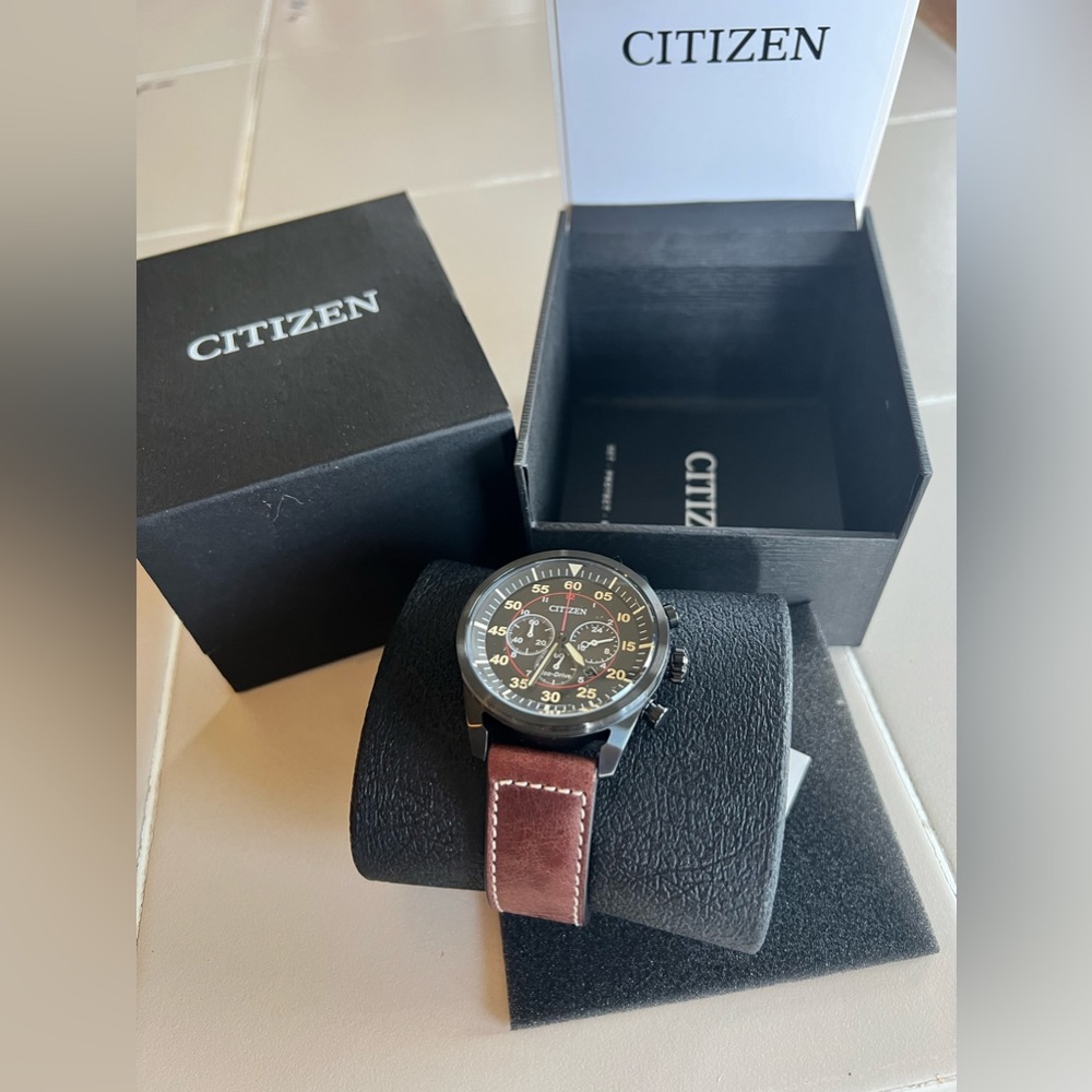 Citizens Eco-Drive Avion watch